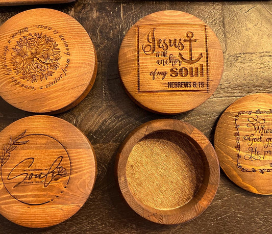 Personalized round wooden box